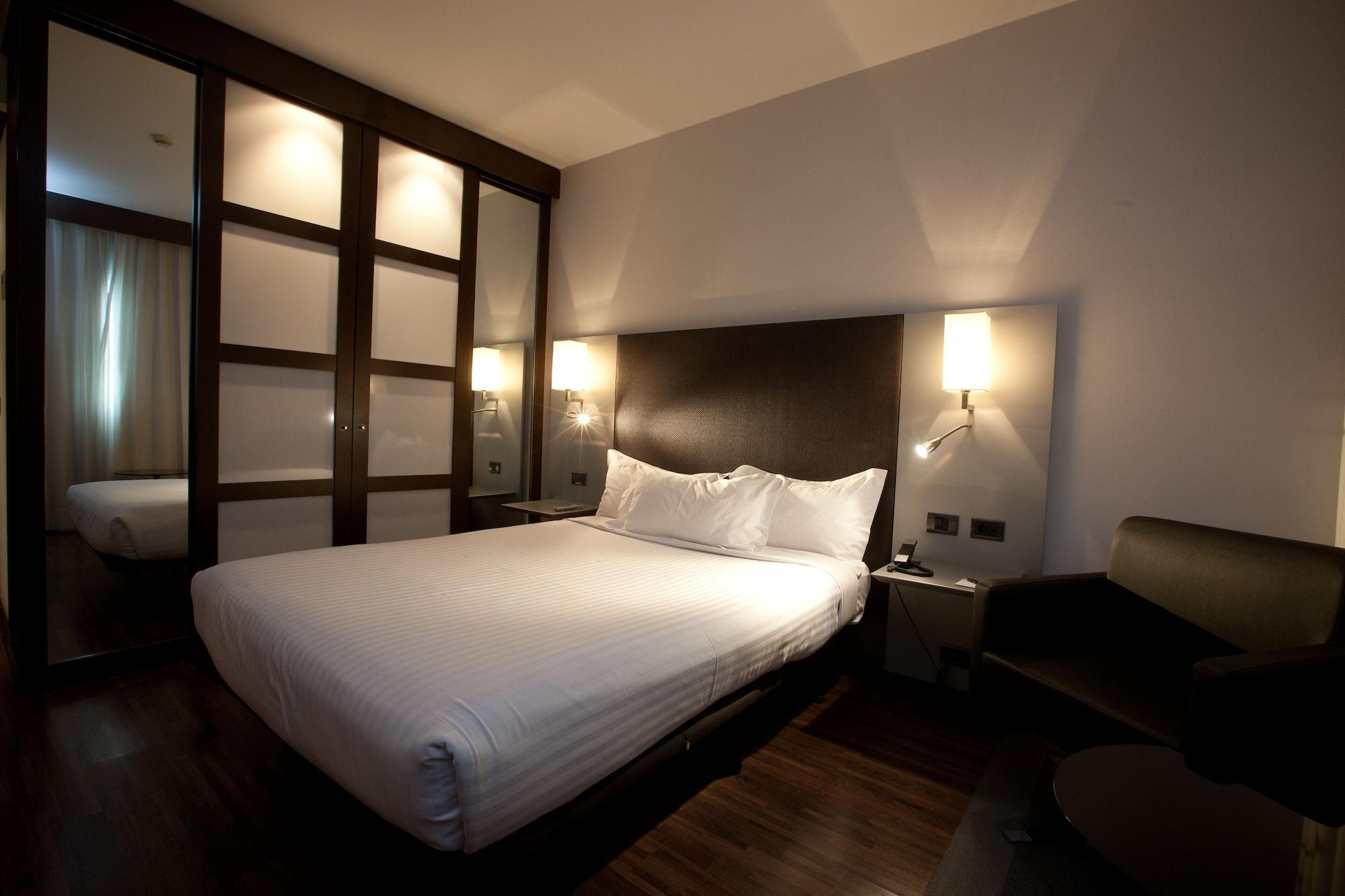 Hotel Sercotel Ciutat D'Alcoi エクステリア 写真