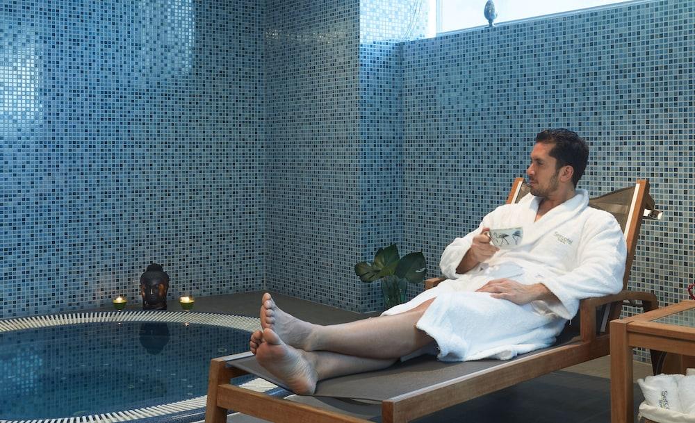 Hotel Sercotel Ciutat D'Alcoi エクステリア 写真