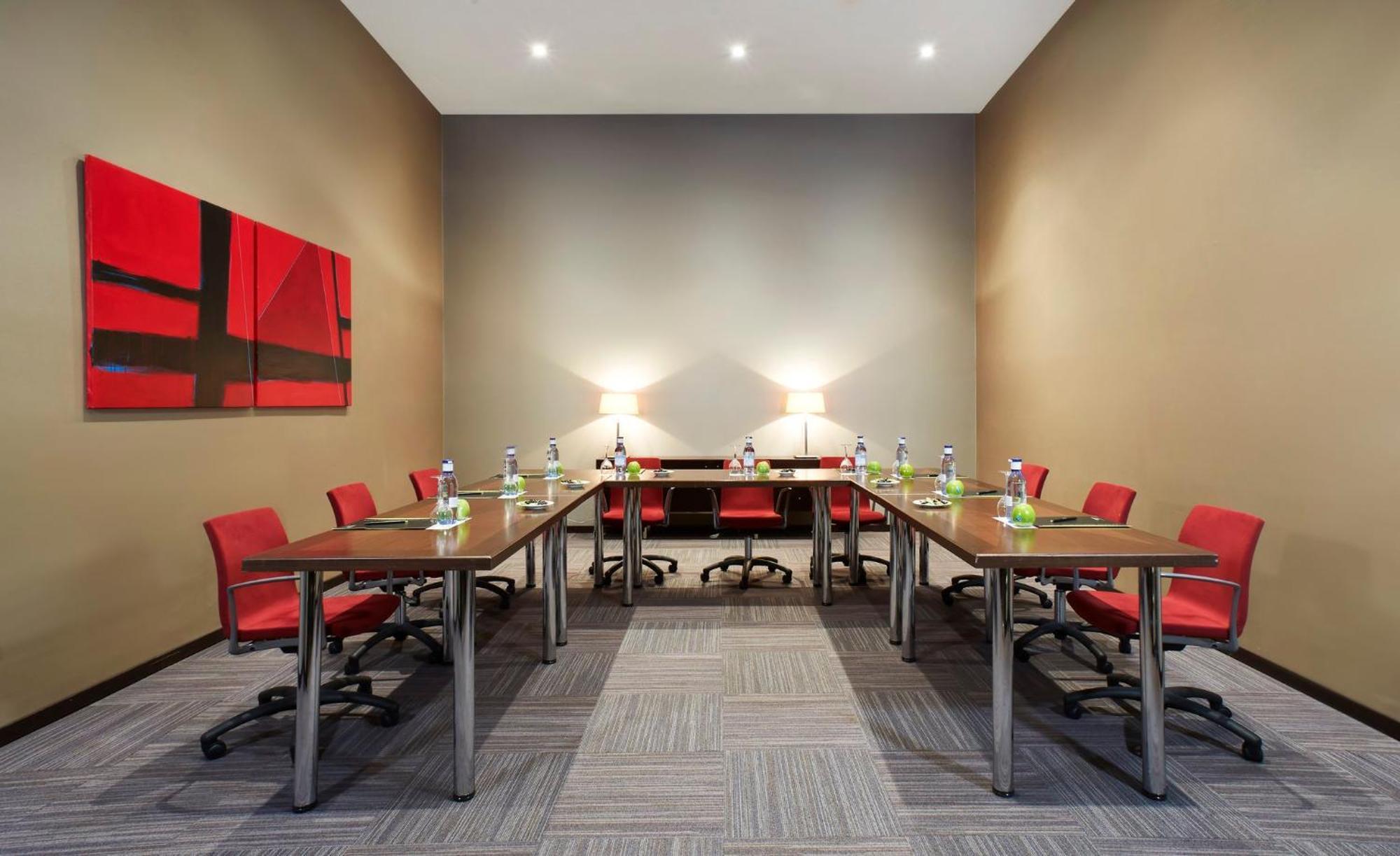 Hotel Sercotel Ciutat D'Alcoi エクステリア 写真