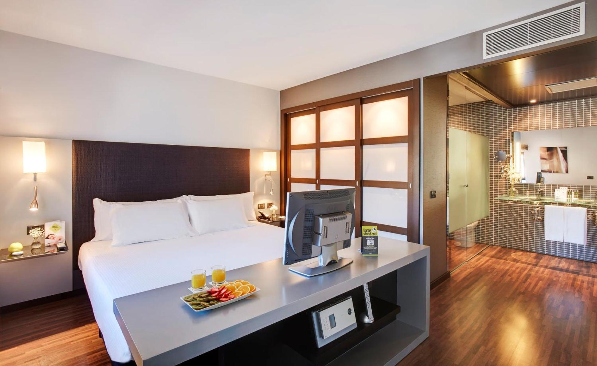 Hotel Sercotel Ciutat D'Alcoi エクステリア 写真