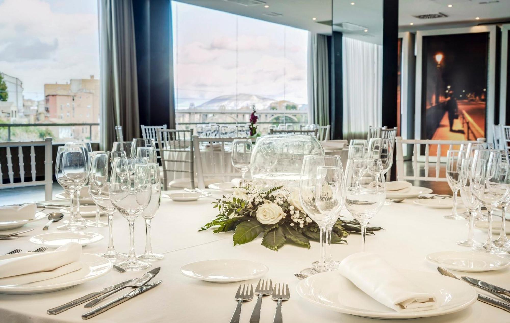 Hotel Sercotel Ciutat D'Alcoi エクステリア 写真