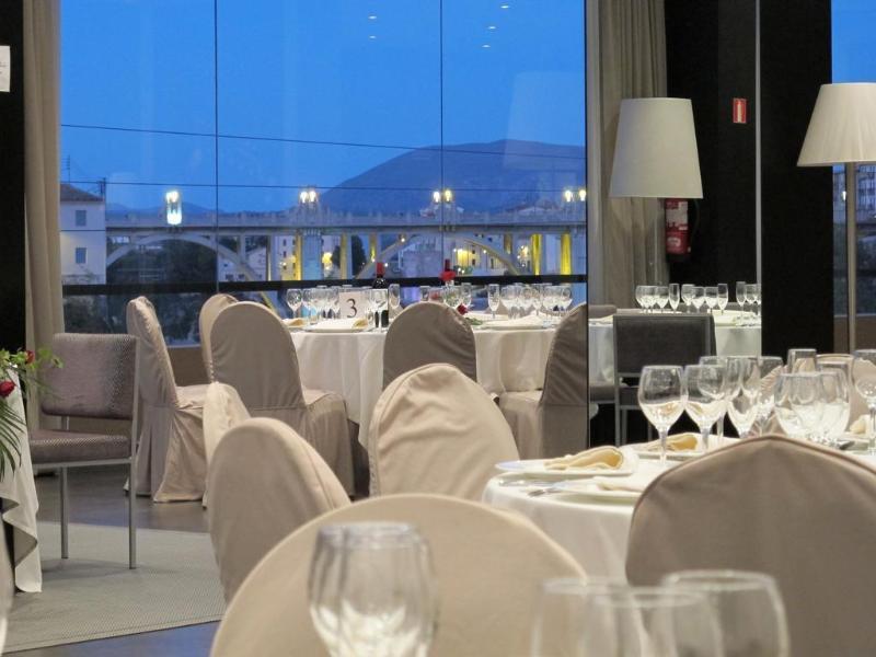 Hotel Sercotel Ciutat D'Alcoi エクステリア 写真