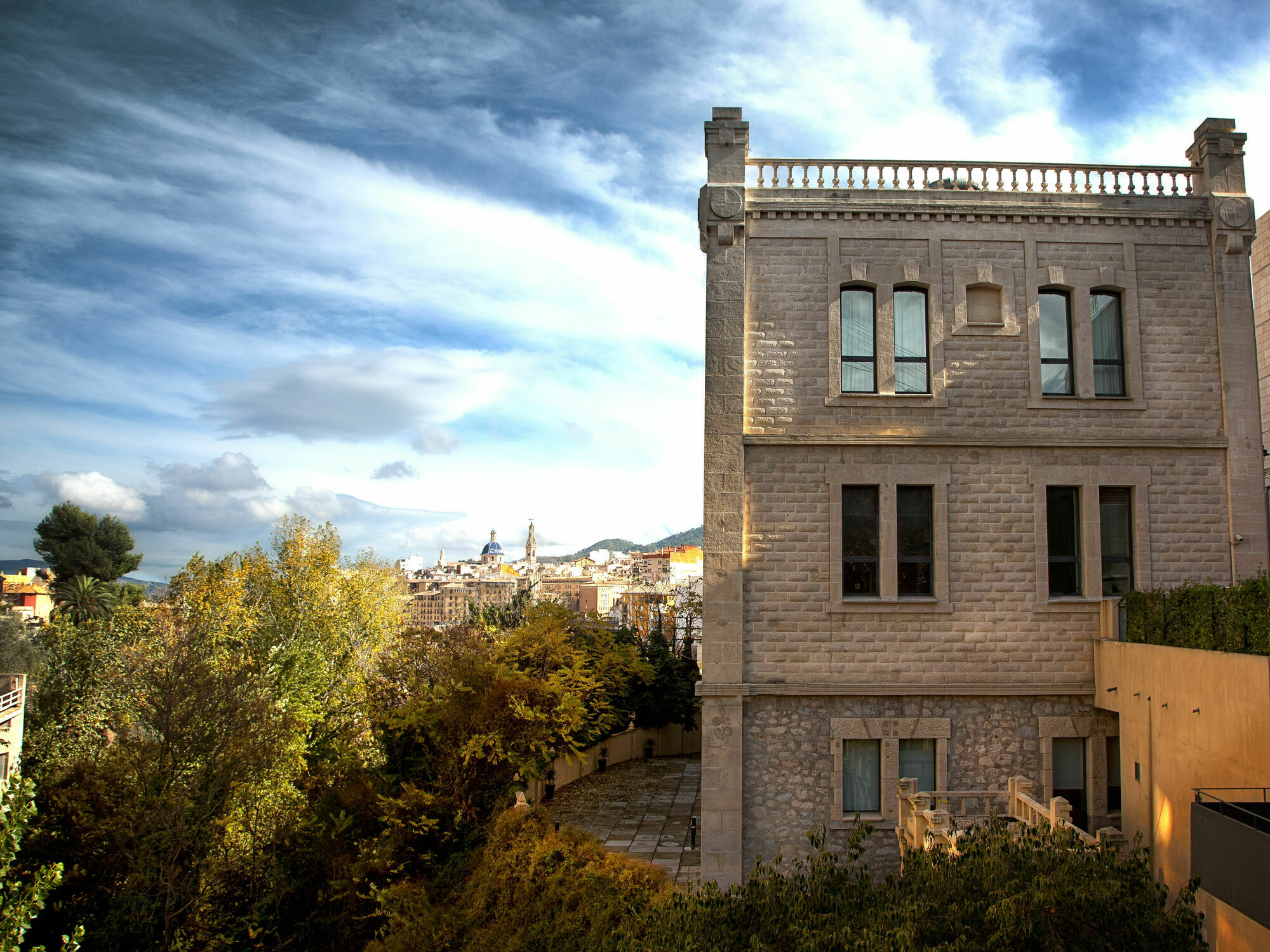 Hotel Sercotel Ciutat D'Alcoi エクステリア 写真